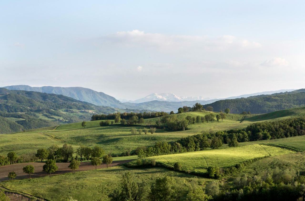 La Locanda Del Borgo Torrechiara Экстерьер фото