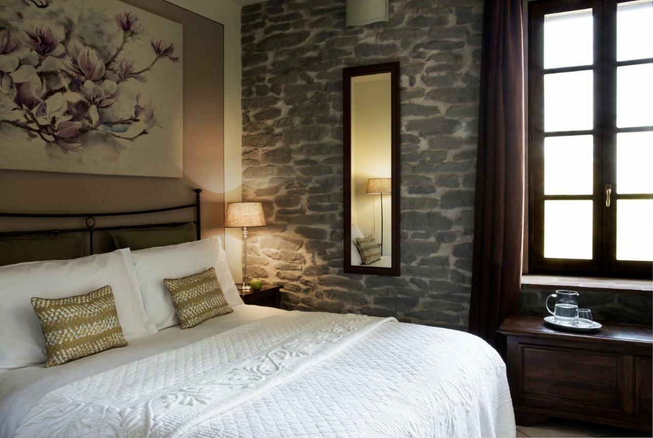La Locanda Del Borgo Torrechiara Экстерьер фото